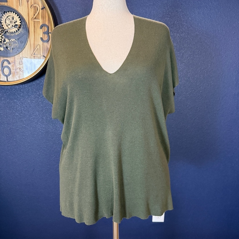 Lucky Brand Olive Double V-Neck Top | Size Large
